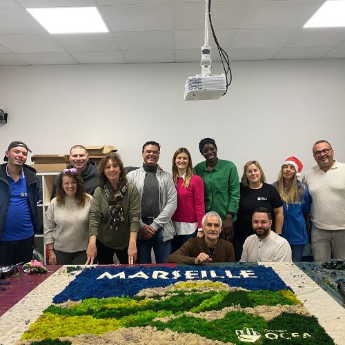 team-building-collaboratif-logo-vegetal-en-equipe