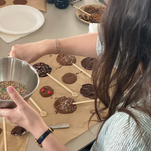team building chocolat entreprise animation paques fabrikable
